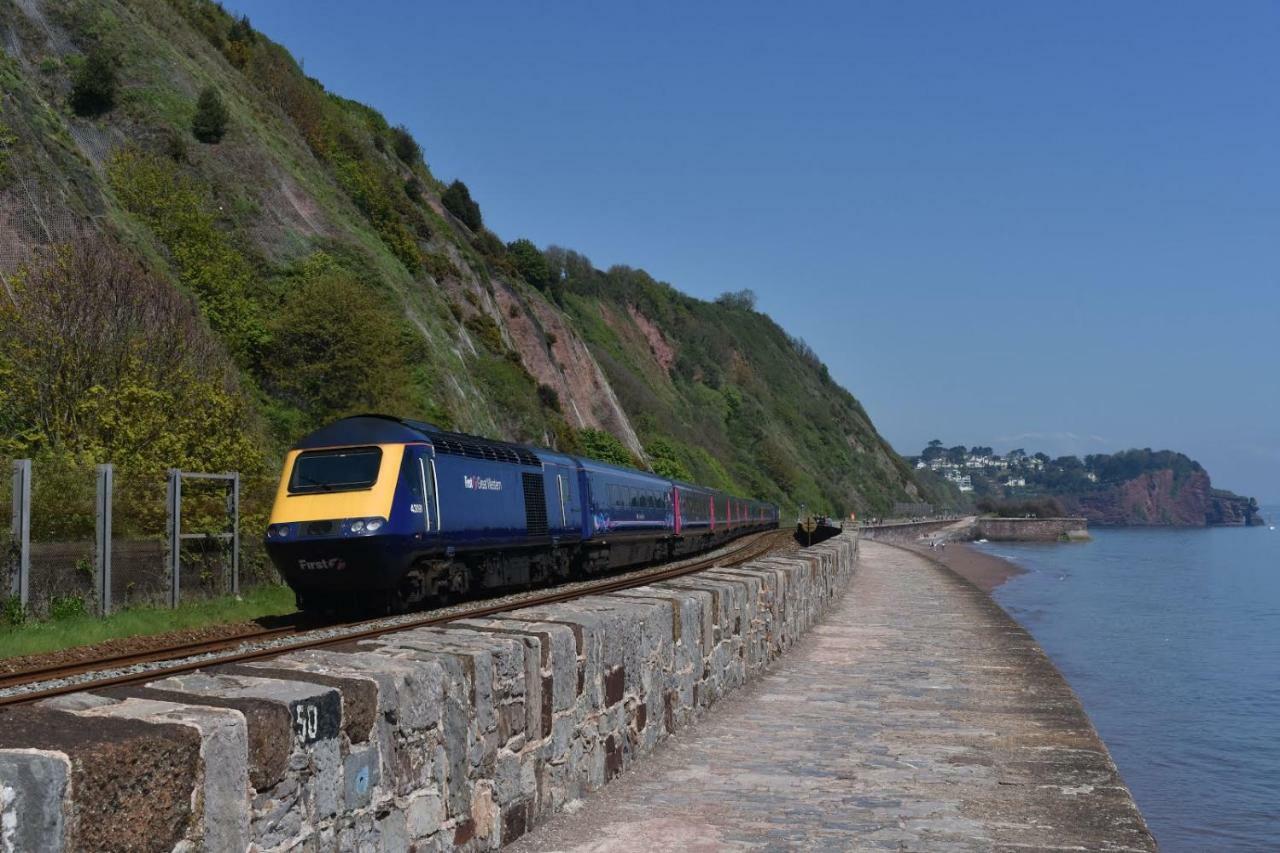Trevellian - Boutique Secluded Scenic Lodge Dawlish Exterior photo